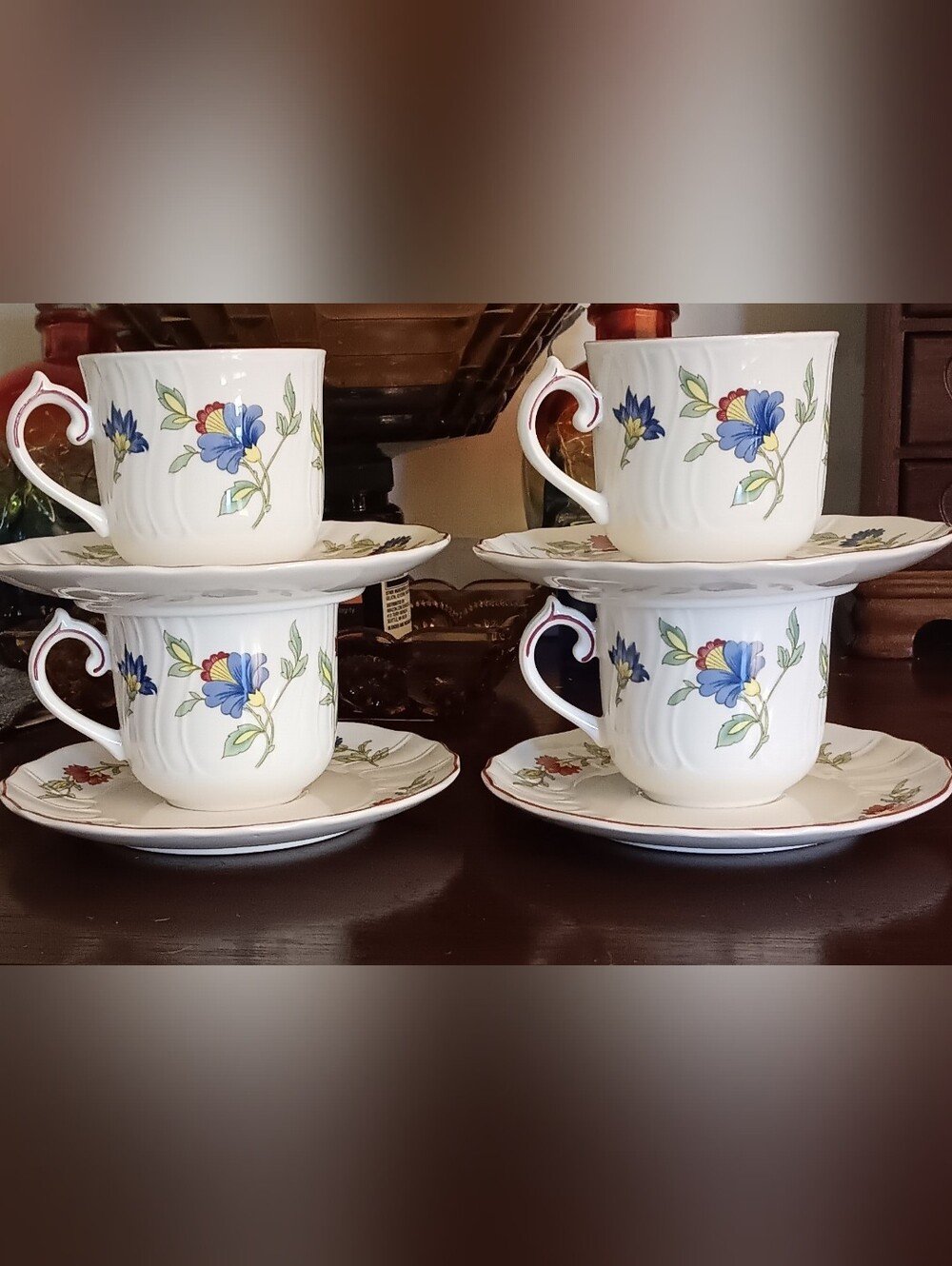 Villeroy & Boch White Small Tea Cups Porcelain Mugs with Persia Design